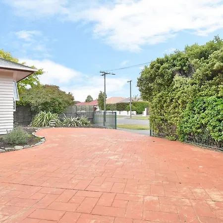Bevington Studio - Christchurch Holiday Homes Exterior photo